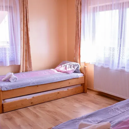 Piekne Widoki זאוב