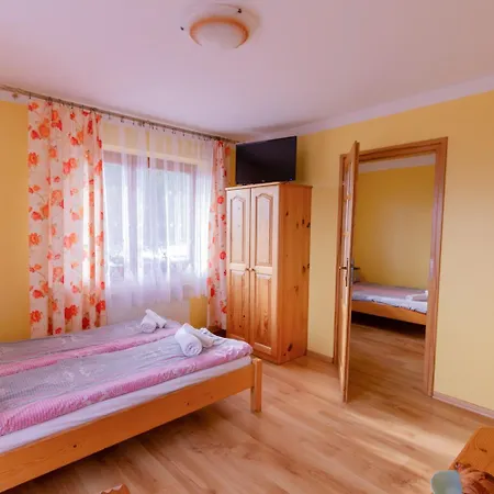 לינה וארוחת בוקר Piekne Widoki זאוב