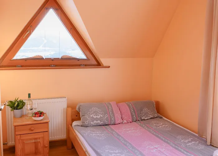 住宿加早餐酒店 Piekne Widoki 扎布