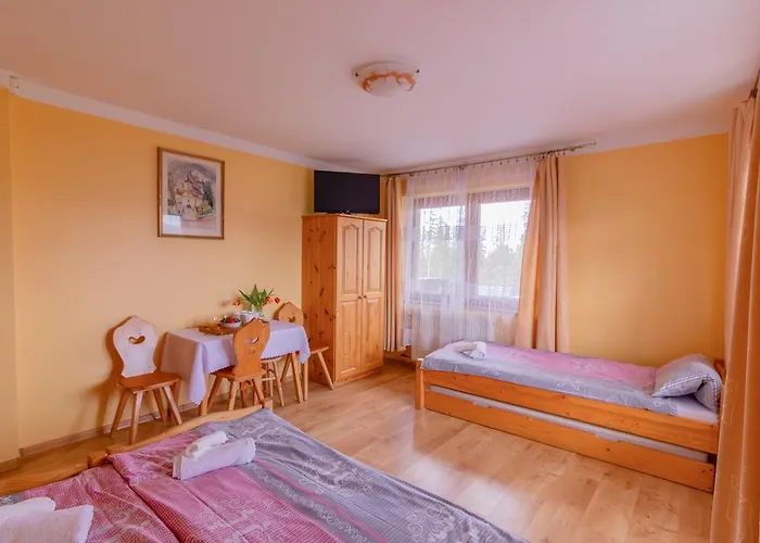 住宿加早餐酒店 Piekne Widoki 扎布