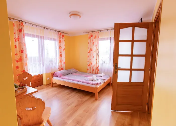 住宿加早餐酒店 Piekne Widoki 3*