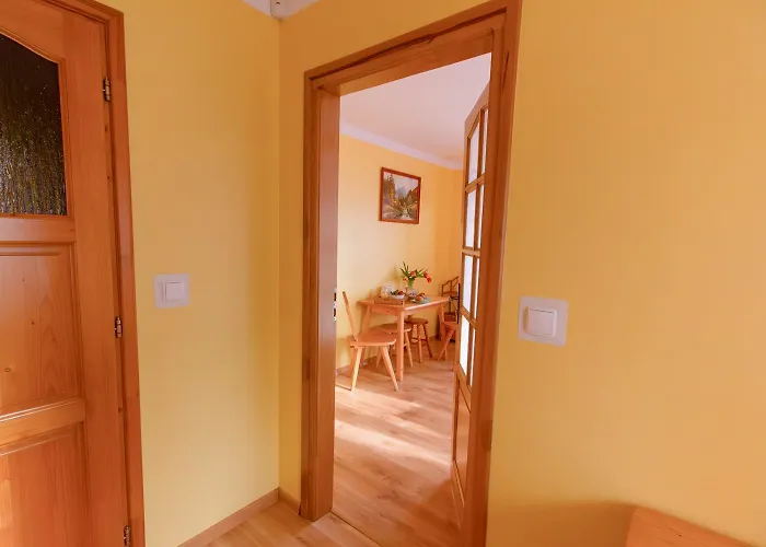 住宿加早餐酒店 Piekne Widoki 扎布