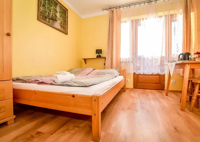 Piekne Widoki 住宿加早餐酒店